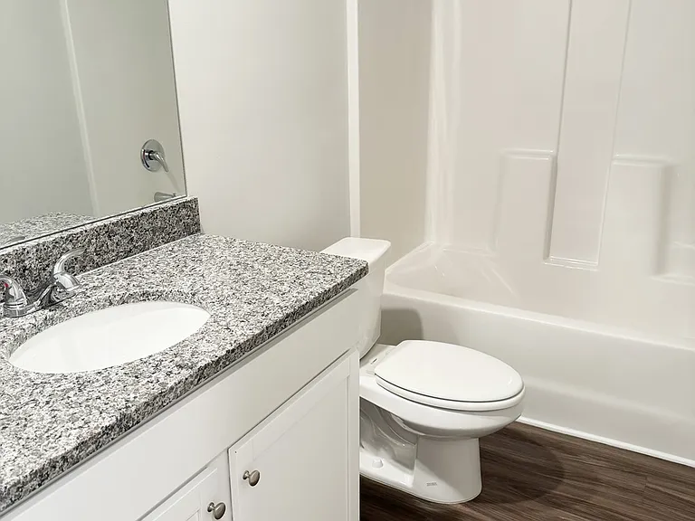 288 Oakwood Dr — Photo 14