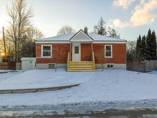 3 Dalessandro Ave, Dudley, MA 01571