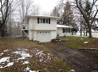14942 S Quaker Rd, Gowanda, NY 14070