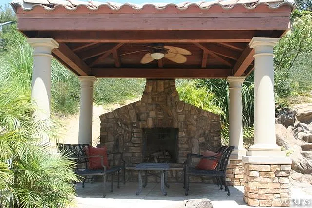 3073 Heavenly Ridge St — Photo 4
