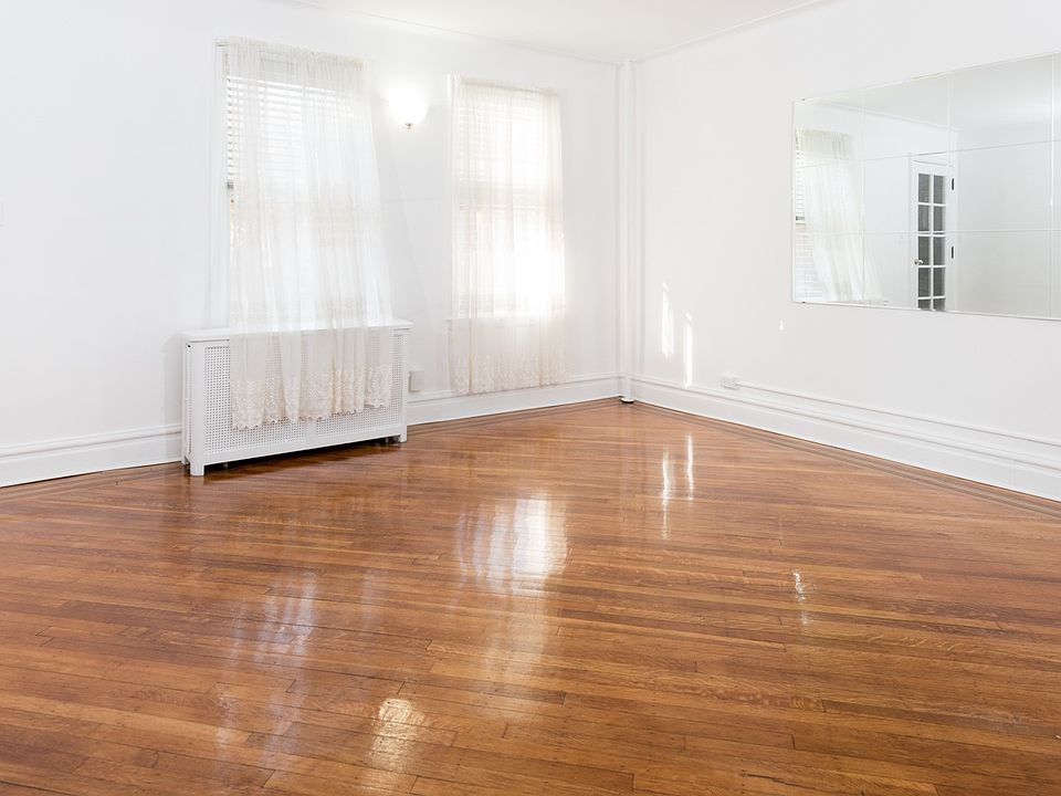 1st image of 1979 E 28th St #House