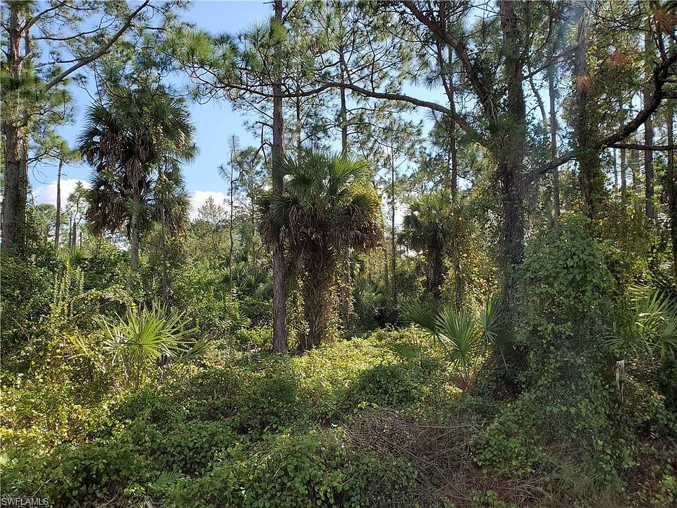 2nd image of Wilson Blvd N