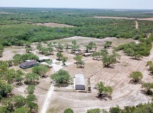 1180 CR 340, Jourdanton, TX 78026