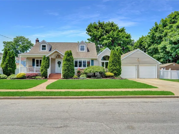 1788 State Street, Merrick, NY 11566