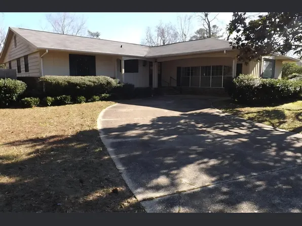 137 Bradford Dr, Ozark, AL 36360