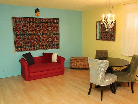 2nd image of 1513 Steensland Dr APT 1