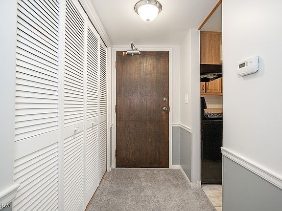 2nd image of 6250 Greenwood Pkwy APT 404