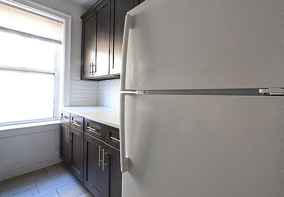 2nd image of 8831 Fort Hamilton Pkwy APT 5H