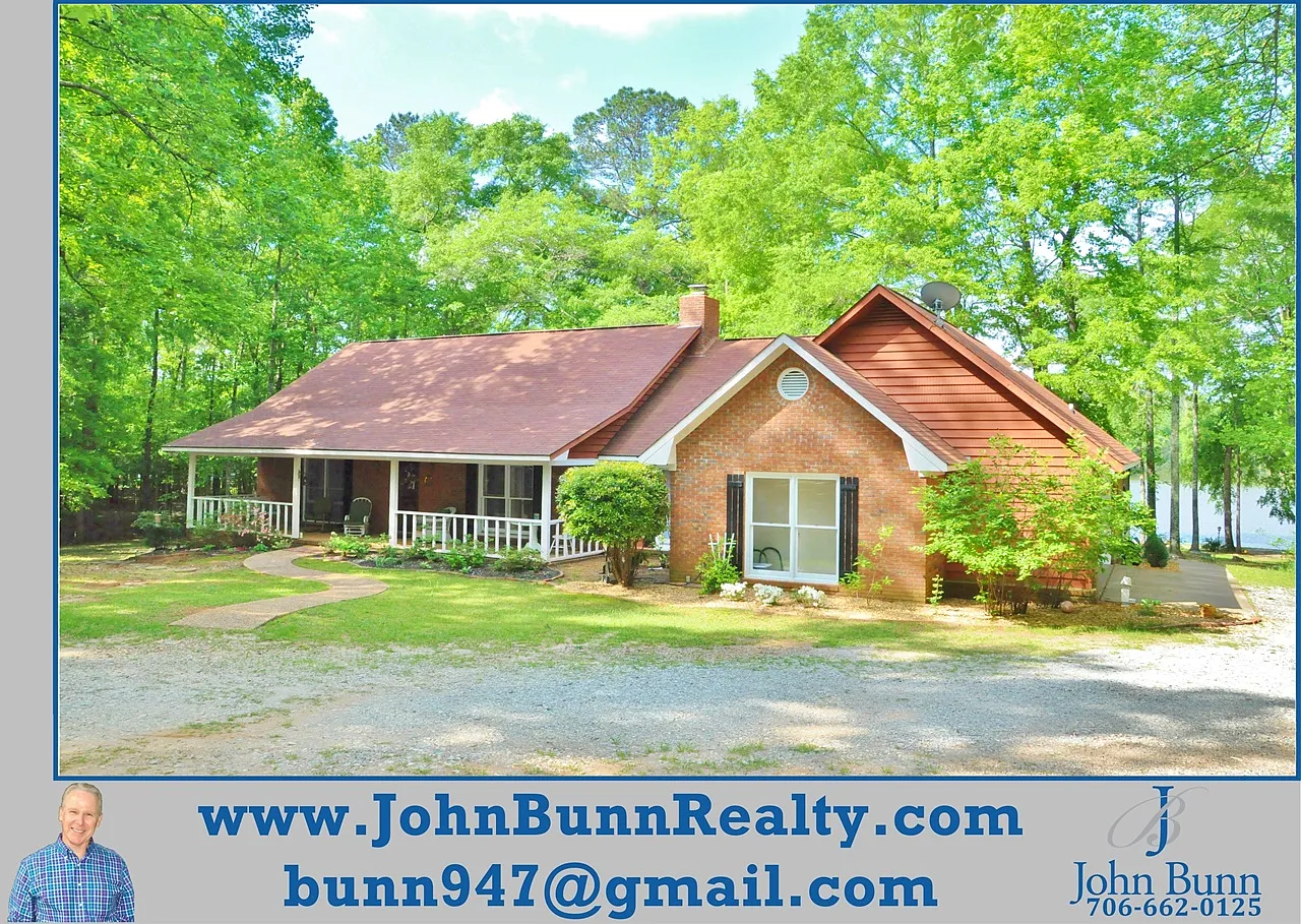 7027 Chaucer Ln photo 1