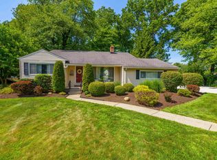 22450 Blossom Dr, Rocky River, OH 44116