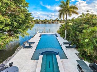 940 N Northlake Dr, Hollywood, FL 33019