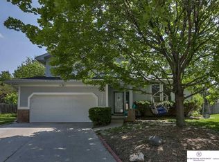 5265 N 109th Avenue Cir, Omaha, NE 68164