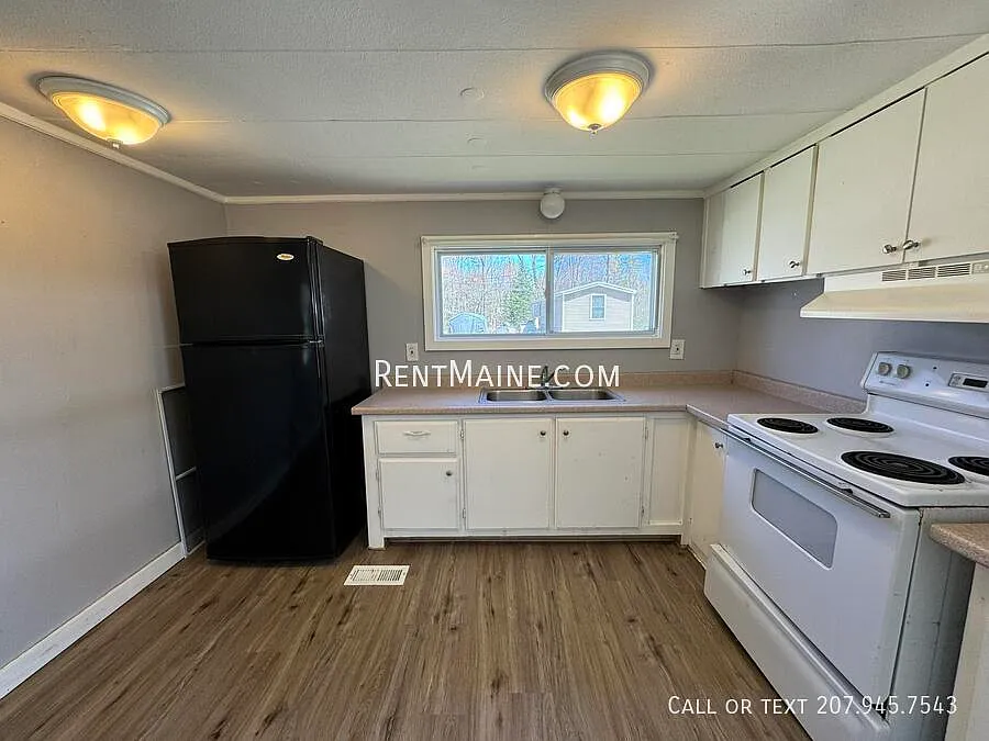 2 bed, $1,200 — Photo 2