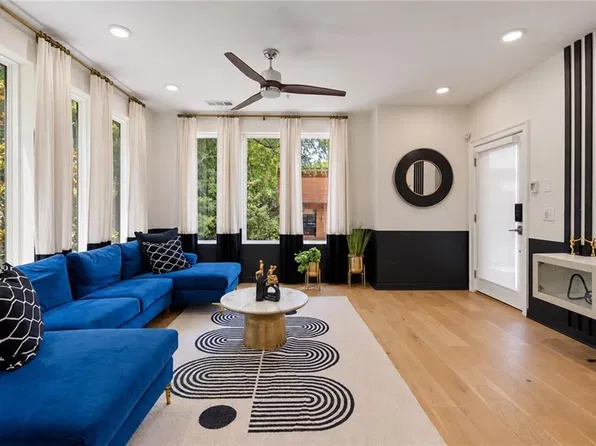 371 Pratt Dr SE #207, Atlanta, GA 30315