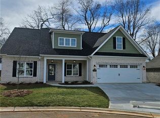 2730 Zuni Ct, Winston Salem, NC 27106