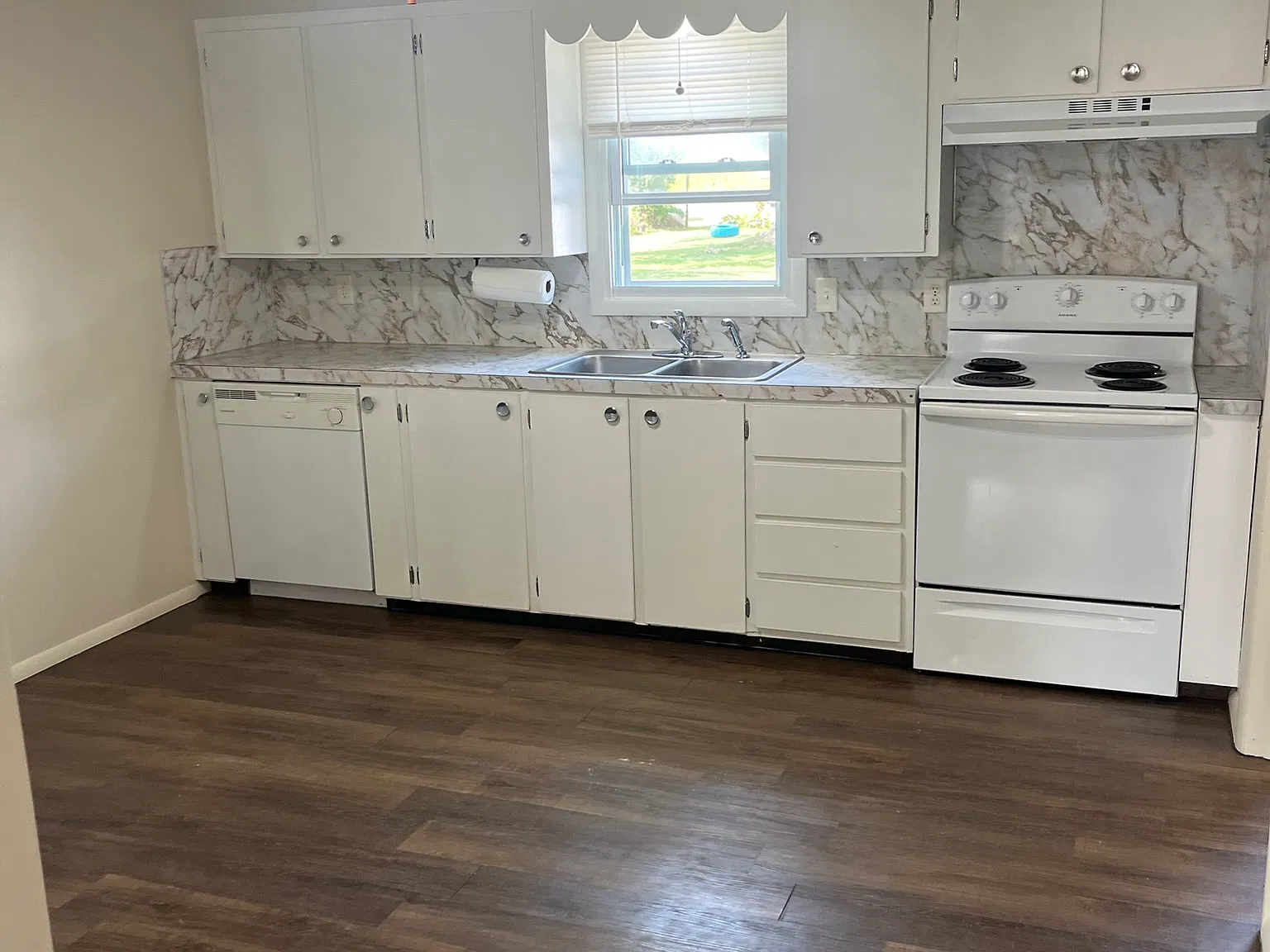 2 bed, 1120 sqft, $850 — Photo 3