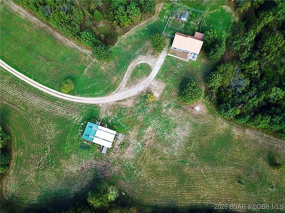2nd image of 173 Berryhill Ln