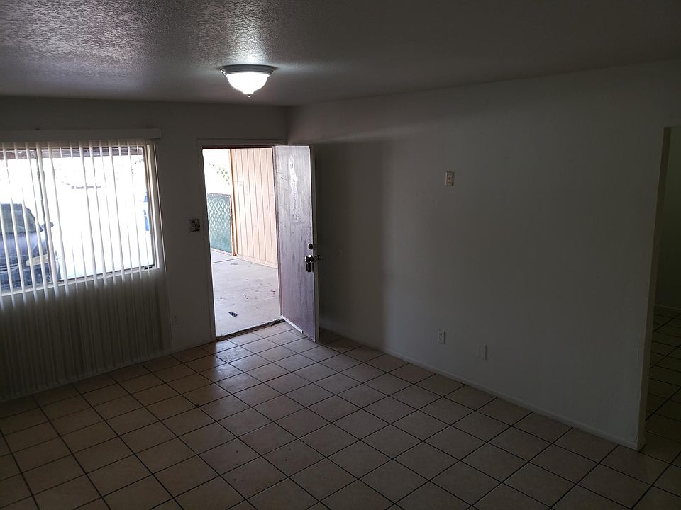 1st image of 551 E Royal Palms Dr