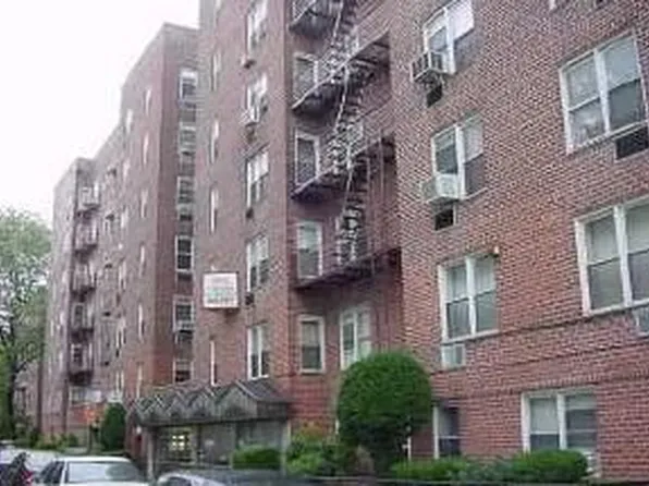 2665 Homecrest Avenue image 1 of 1