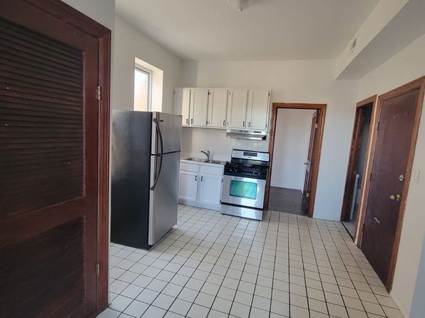 2230 S Kedzie Ave #3F