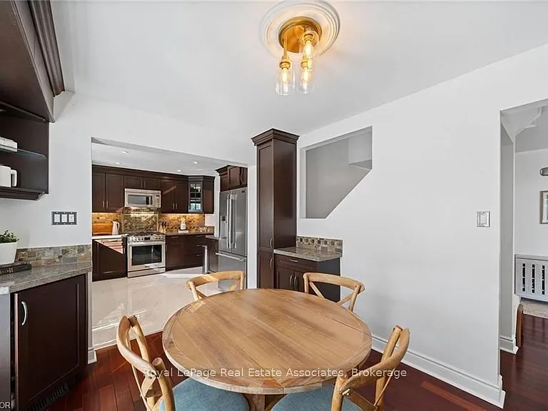 1550 Woodeden Dr #UPPER — Photo 11