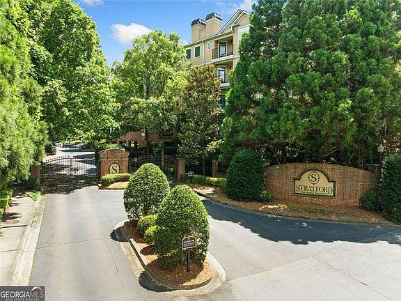 2nd image of 4303 Stratford Cmns #4303