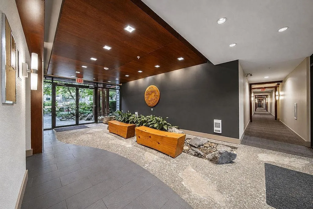1 bed, 800 sqft, $2,000 — Photo 1