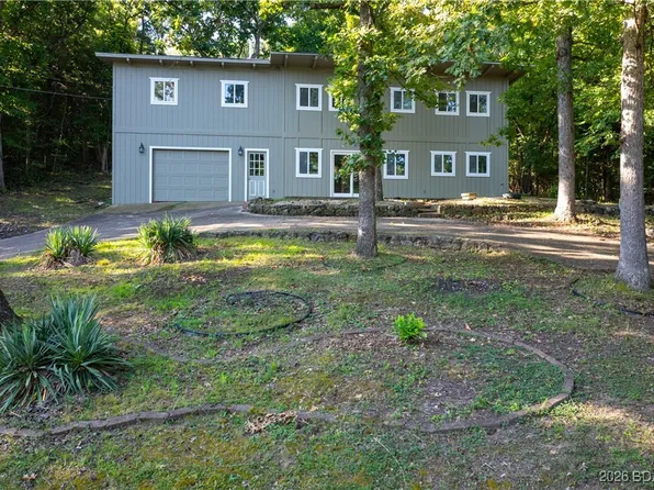 338 Crane Cove Dr, Sunrise Beach, MO 65079