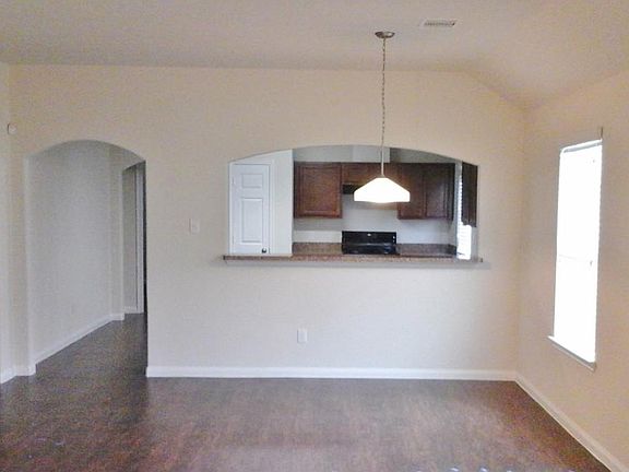 4th image of 14471 Platzer Dr