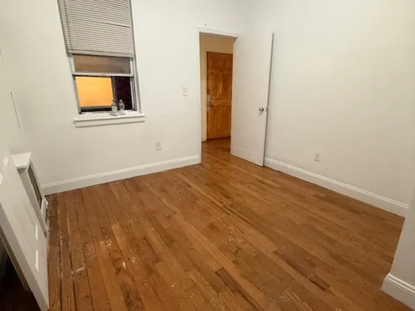 759 Home Street image 8 of 14