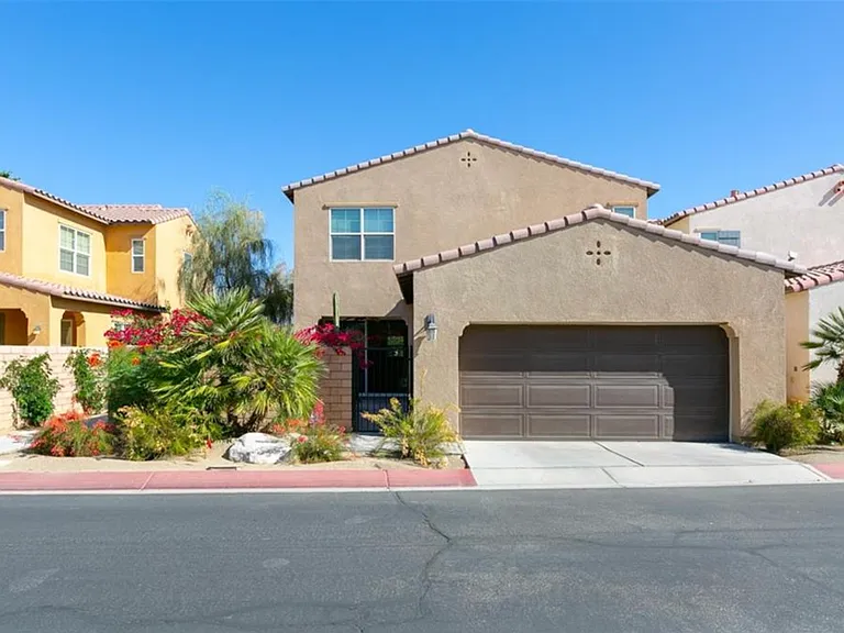 461 Paseo Del Corazon — Photo 2
