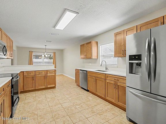 4th image of 1786 Alaqua Way