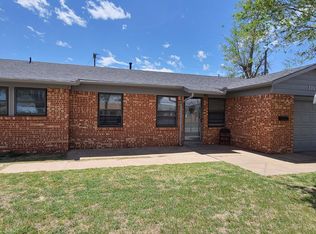 1101 Willow Rd, Pampa, TX 79065