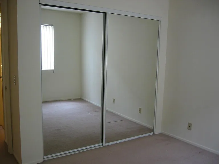 4631 Kester Ave #207 — Photo 16