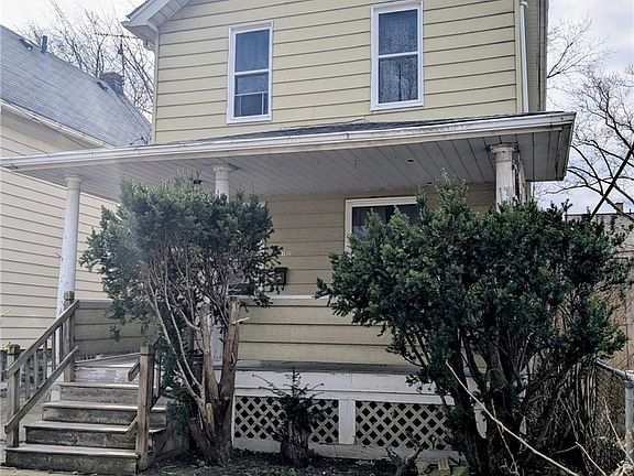 2nd image of 11825 Davis Ct