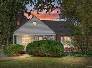 10814 Lasalle Blvd, Huntington Woods, MI
