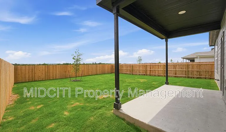 966 Bluegrass Point #NEW BRAUNFELS — Photo 35