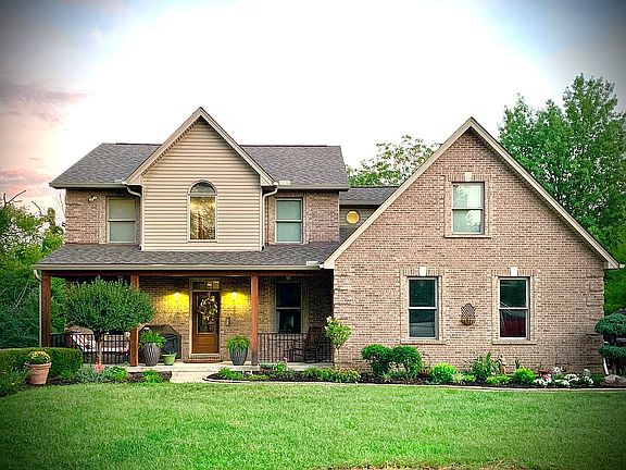 2nd image of 3147 Brookwood Dr