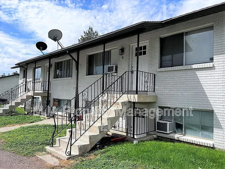 1428 W 300 N #7 — Photo 11