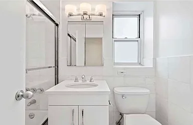 Rented by (Legacy) Elegran