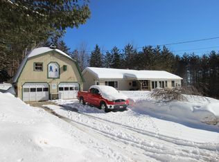 131 Rollins Ridge Rd, Dixfield, ME 04224