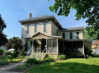 104 W Morris St, Morrison, IL 61270