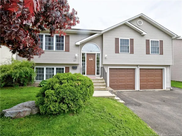 47 Lansdown Ave, Oromocto, NB E2V 4J7