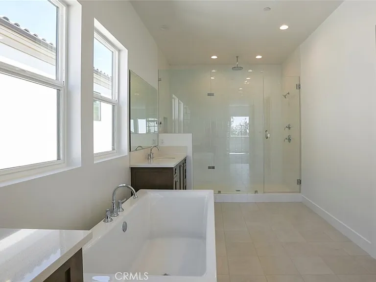 20552 Edgewood Ct — Photo 25