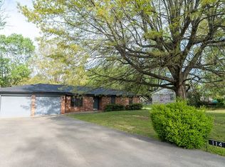 114 S Border St, Prairie Grove, AR 72753