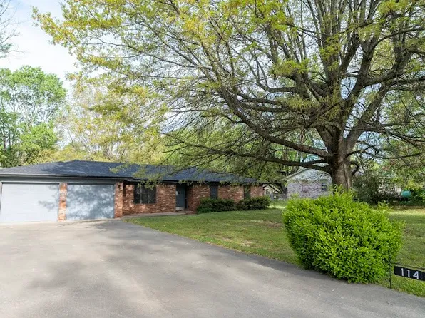 114 S Border St, Prairie Grove, AR 72753