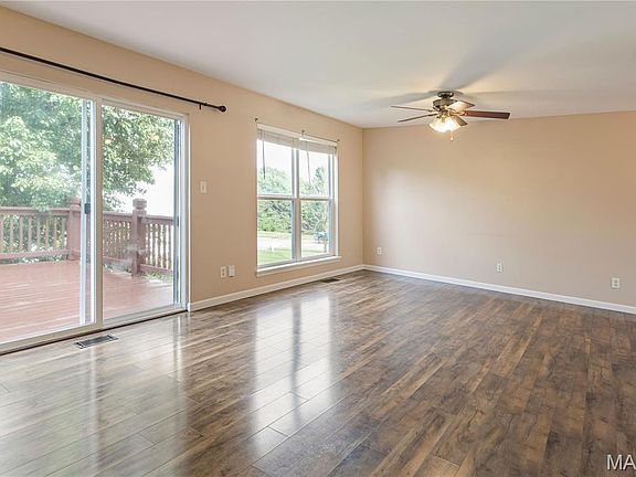 5th image of 114 Waterside Crossing Dr