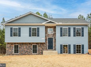 19159 Country Rd, Beaverdam, VA 23015