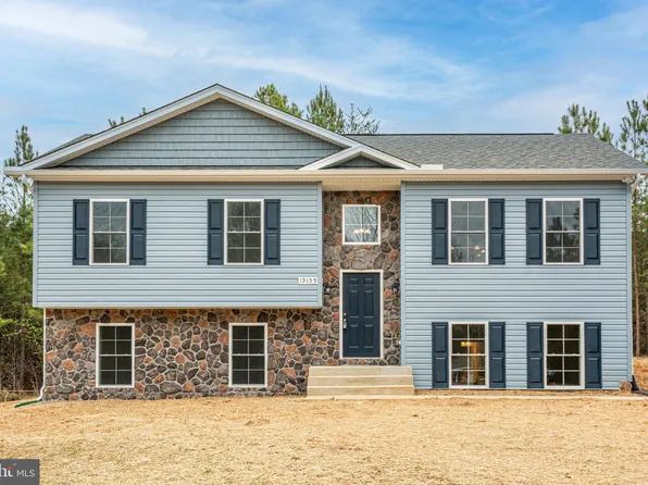 19159 Country Rd, Beaverdam, VA 23015