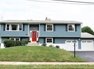 116 Hazelwood Ave, Edison, NJ